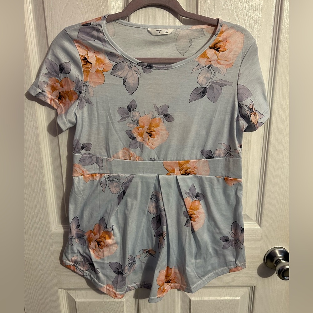 Small floral maternity peplum top